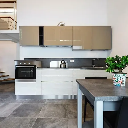 Foppa Flat Апартаменты